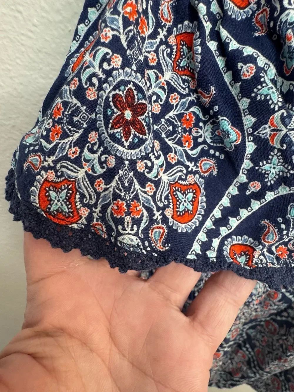EUC torrid Paisley Ruffle Babydoll Top Blouse Tank - Picture 7 of 9